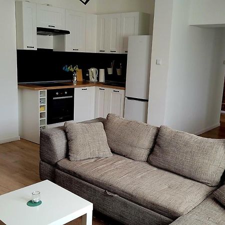 Przytulny Apartament W Centrum Miasta Kętrzyn Exteriör bild