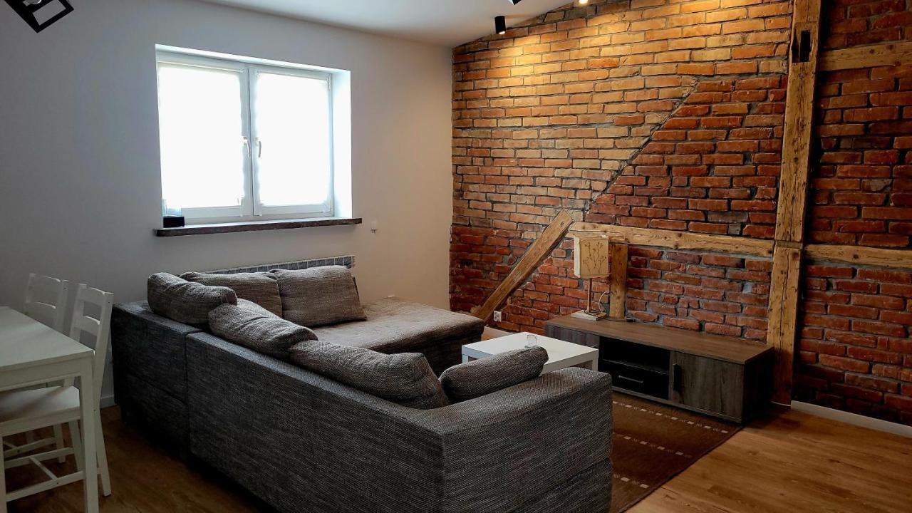 Przytulny Apartament W Centrum Miasta Kętrzyn Exteriör bild